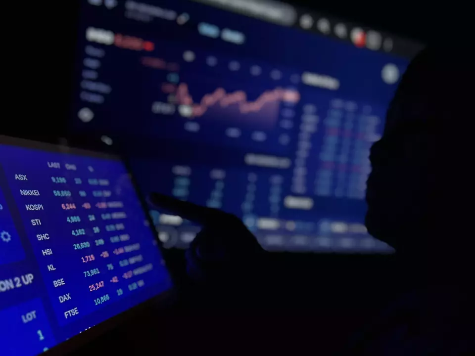 Ancaman Resesi Global Bayangi Bursa Saham, Analis Prediksi IHSG Bisa Menyentuh Level Krusial 7.000