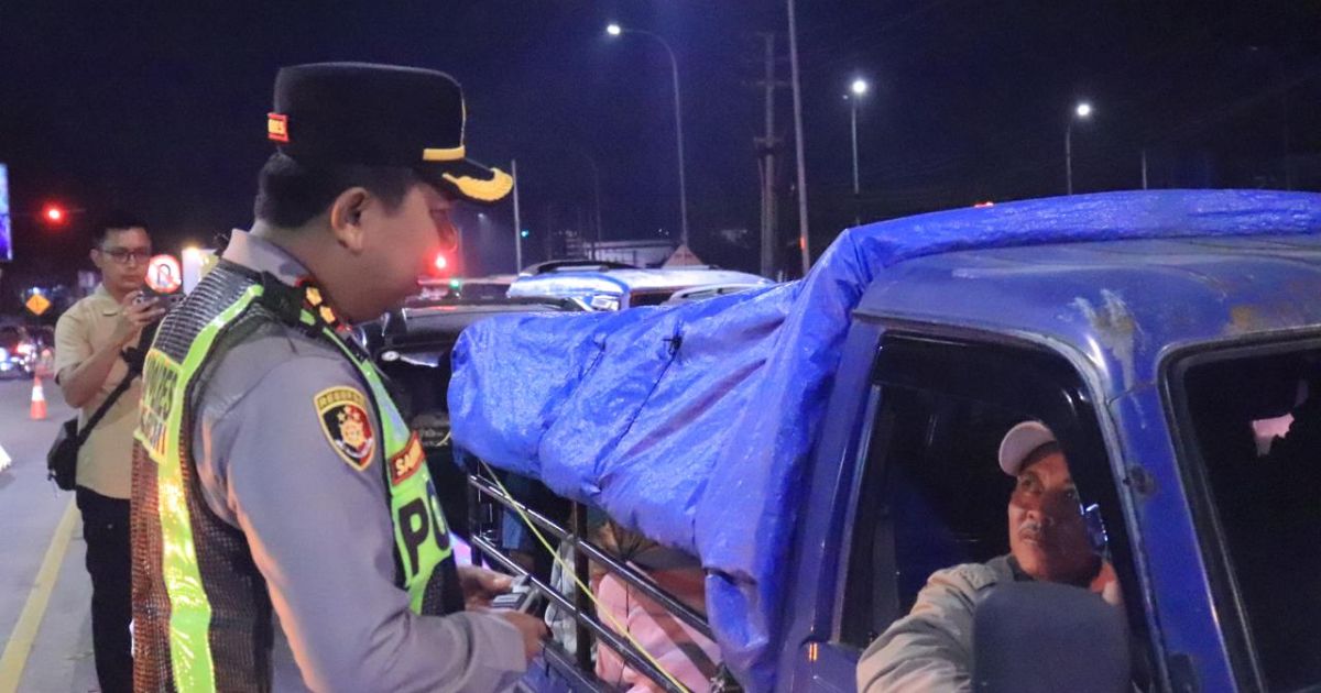 Arus Kendaraan Membludak di Parungkuda, Polres Sukabumi Berlakukan Rekayasa Lalu Lintas