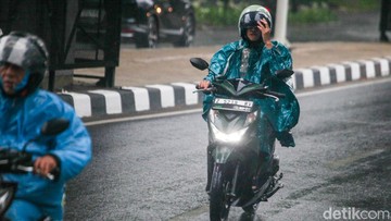 BPBD Jakarta Ingatkan Warga Antisipasi Dampak Puncak Curah Hujan Ekstrem Hingga Akhir Maret