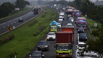 Inovasi Medis di Jalur Mudik 2026: Jabar Siapkan 'Ambulans Canggih' Cek Jantung dan USG Gratis di Tol