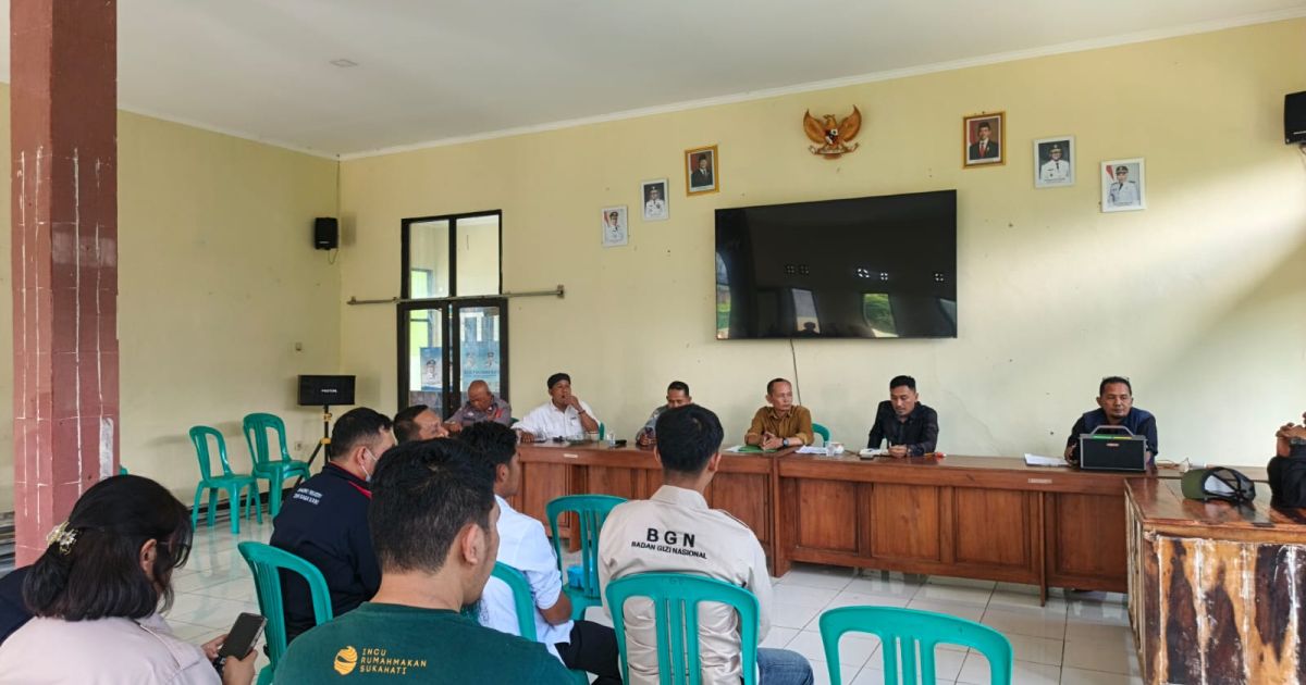 Produk Lokal Kurang? Dapur SPPG Cigagade Buka Suara, Kades di Garut Turun Tangan!