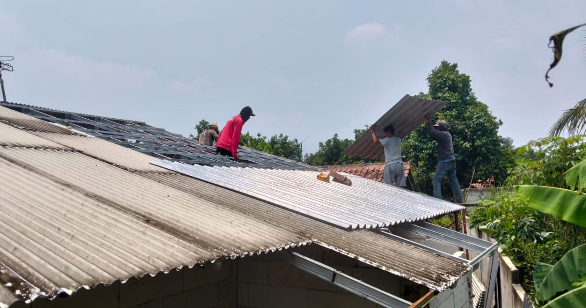 Program “Ganti Atap Rumah Wartawan” Resmi Direalisasikan di Rumpi