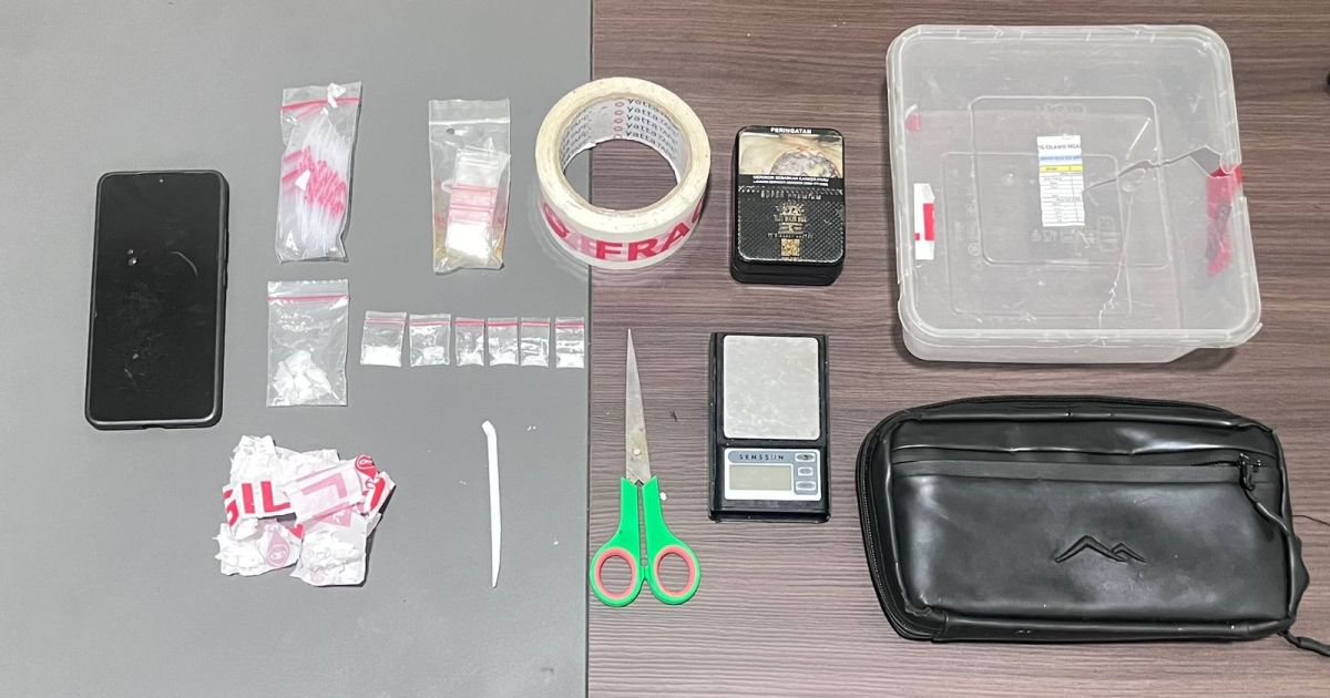 Polres Garut Ringkus Pengedar Sabu di Cilawu, Sita 4,44 Gram Barang Bukti.