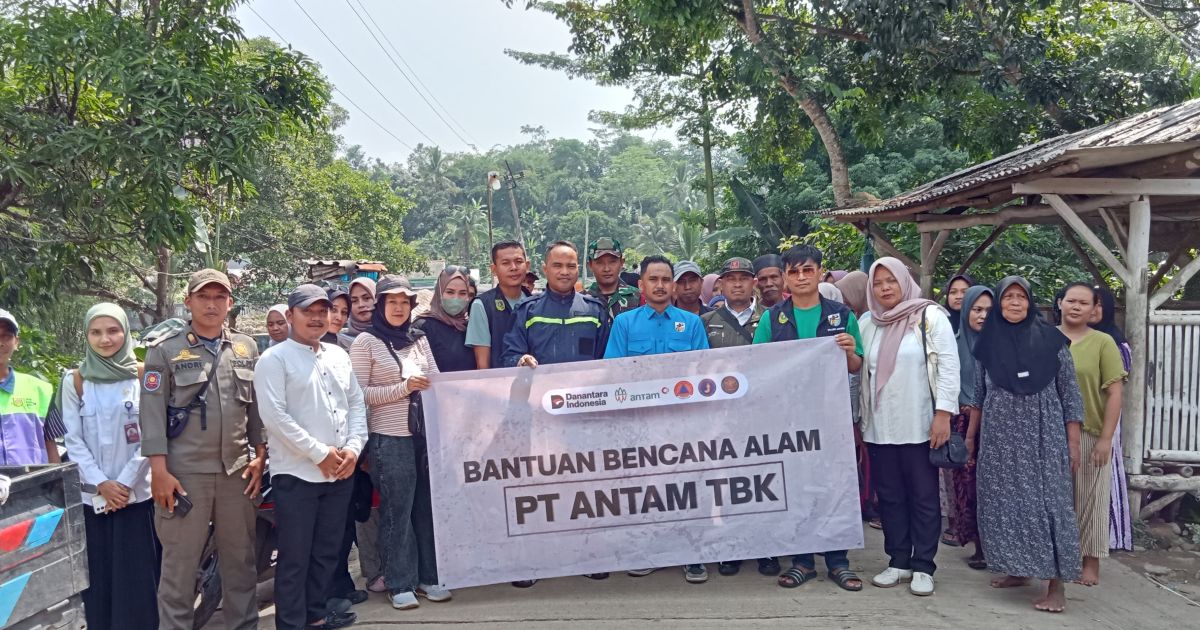 Solidaritas CSR Antam Pongkor: KNPI Jasinga dan FKJBP, FKBP Bogor Barat Ringankan Beban Korban Banjir di Desa Pangaur