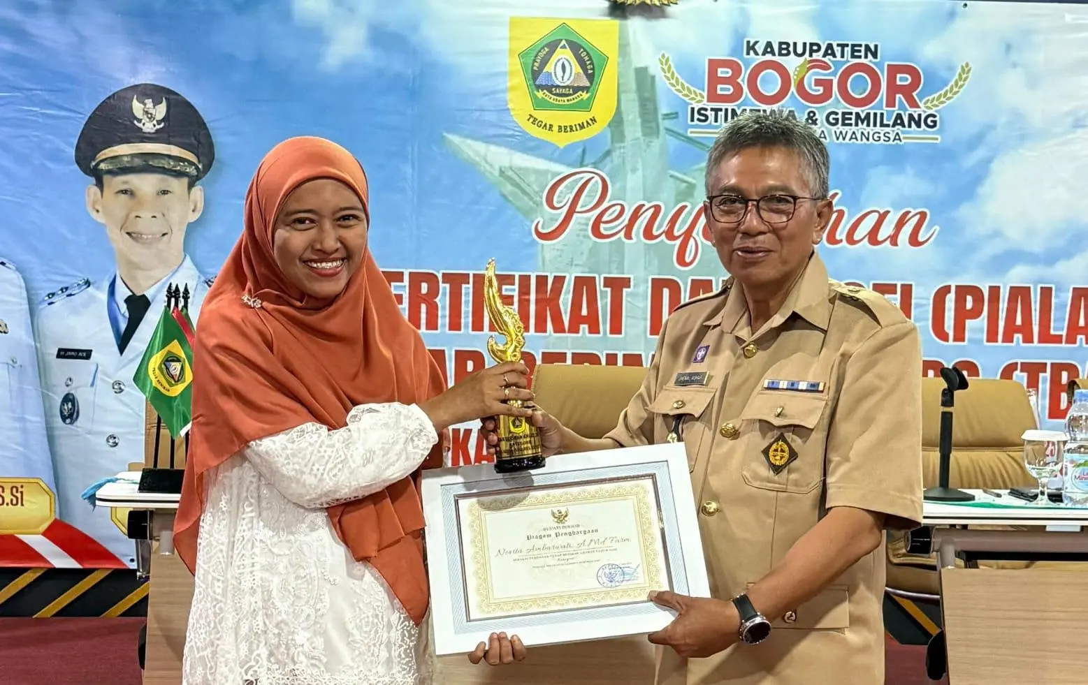 Ajang Tegar Beriman Award 2025; Novita Ambarwati, Raih Penghargaan di Kabupaten Bogor
