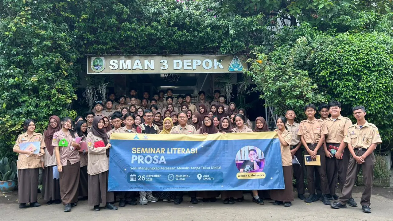 SMAN 3 Depok Mantapkan Diri sebagai Sekolah Berbasis Literasi Lewat Seminar Prosa Bersama Wildan F. Mubarock