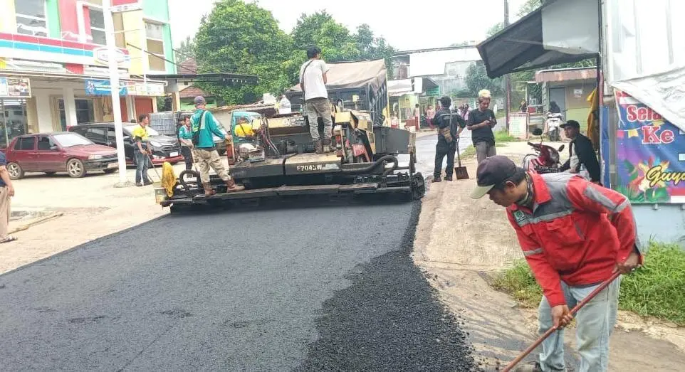 Jalan Mulus Situsari: Berkah BKID Tingkatkan Kesejahteraan Warga