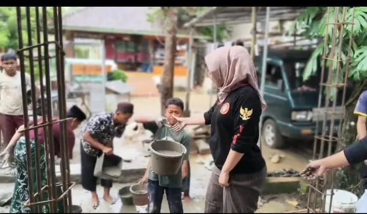 Semangat Gotong Royong YFSBBP Bangun Kembali Ponpes Darul Ma'arif Cileungsir Sukabumi