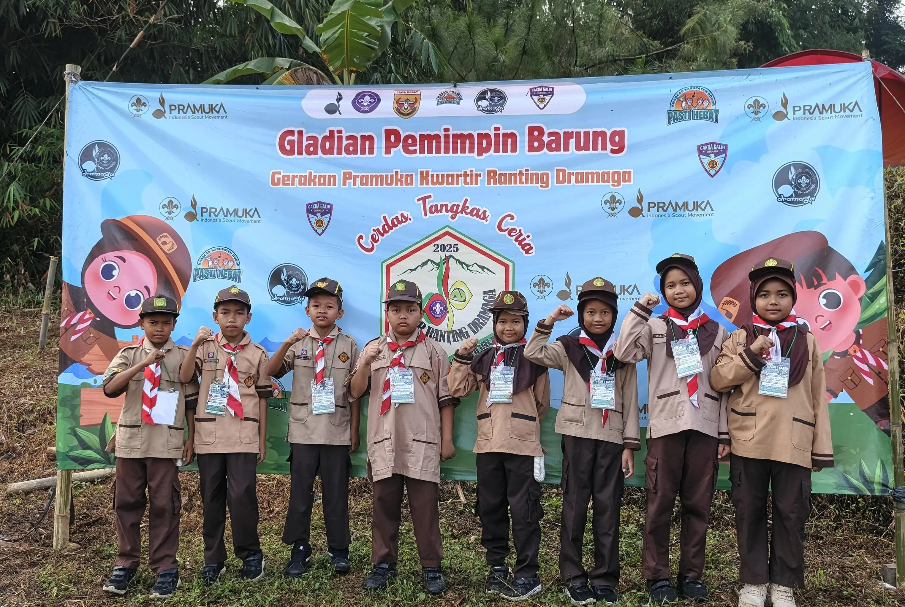 Gladian Pemimpin Barung Dramaga: Lahirkan Pemimpin Muda Cerdas dan Ceria!