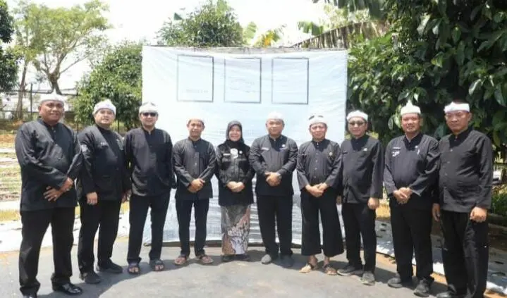 Purwakarta Lantik 10 Pejabat Eselon II di Kebun Istimewa