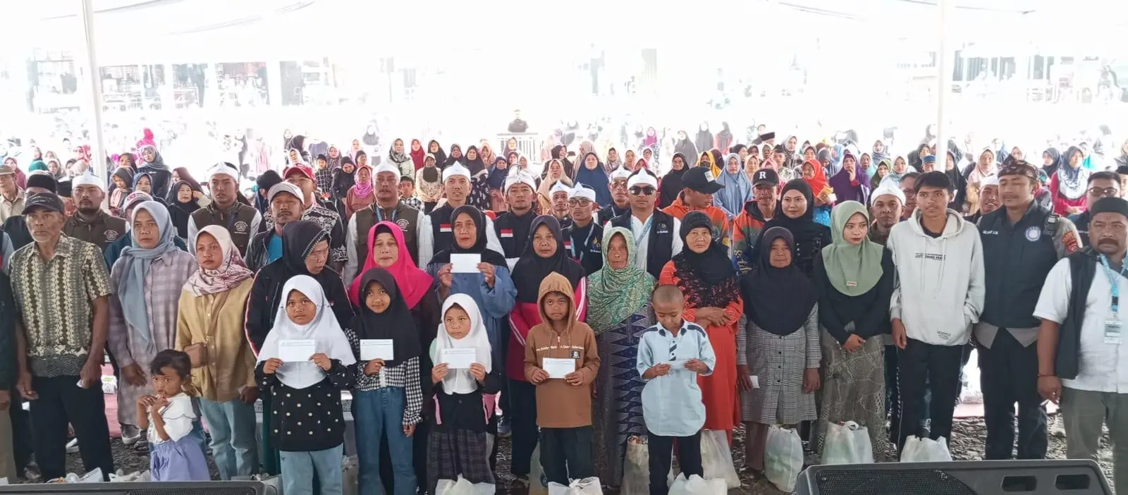 Berkah Maulid Nabi, Karang Taruna Warnasari dan PRSP Santuni 400 Anak Yatim di Situ Cileunca