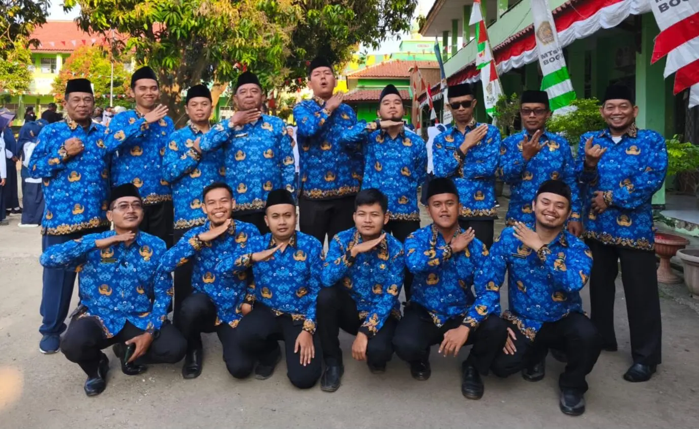 PPPK Paruh Waktu vs Penuh Waktu: Perbedaan Gaji, Jam Kerja, & Lainnya