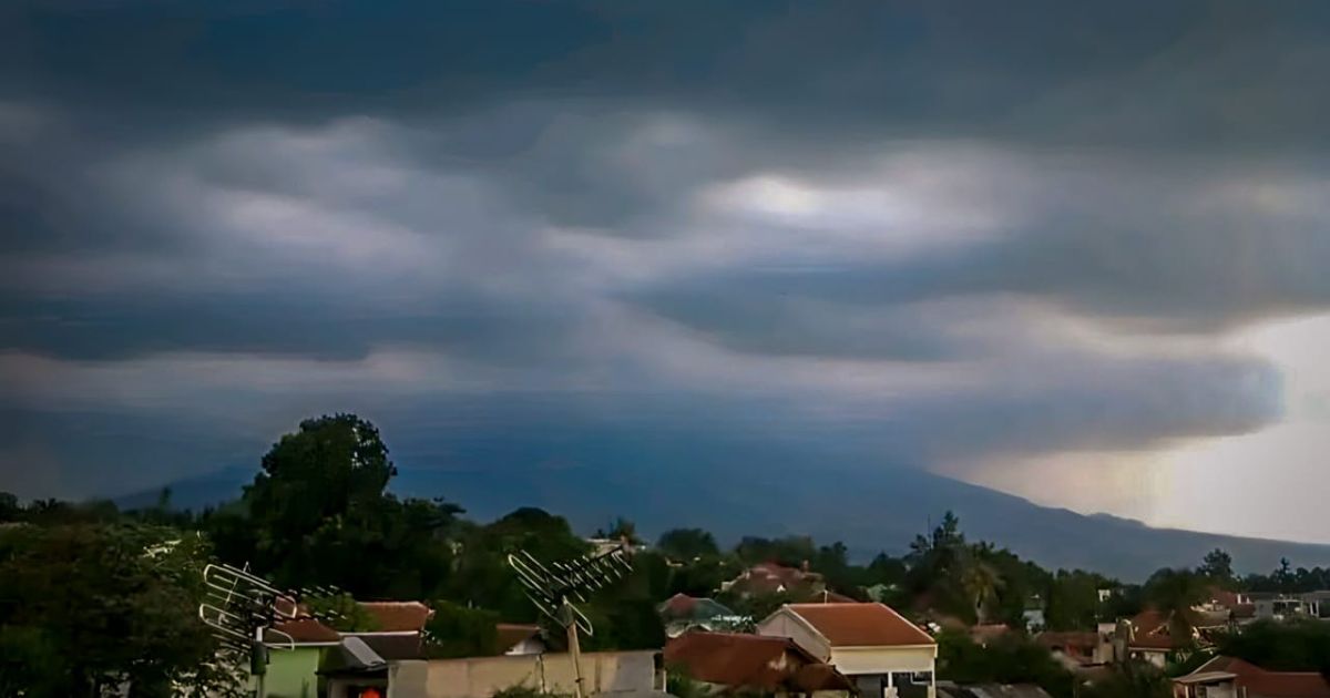 Waspada Hujan Ringan! Cek Detail Prakiraan Cuaca Bandung & Sukasari Terbaru