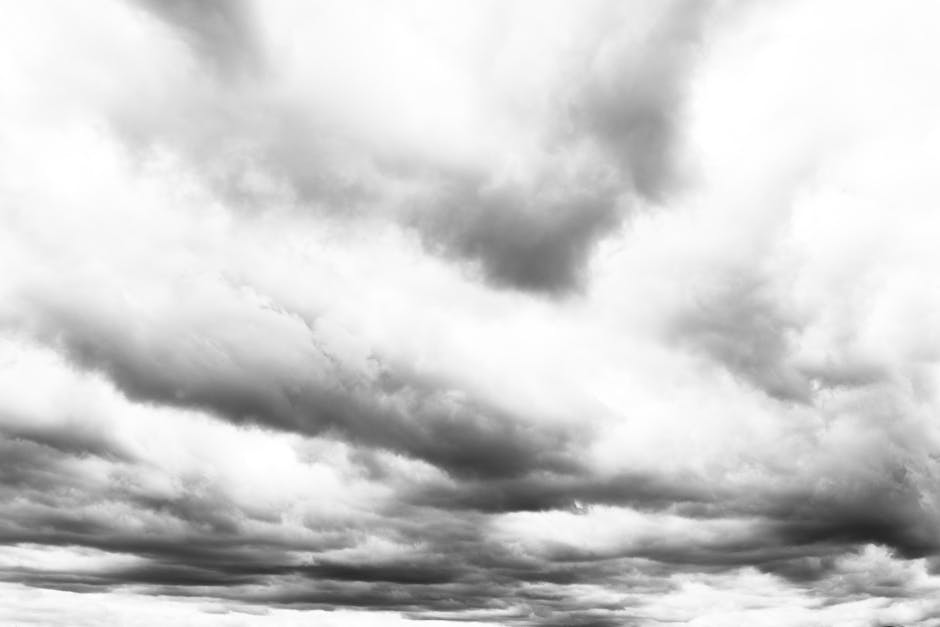 Waspada Hujan Ringan! Cek Detail Prakiraan Cuaca Sukasari Bandung Hari Ini